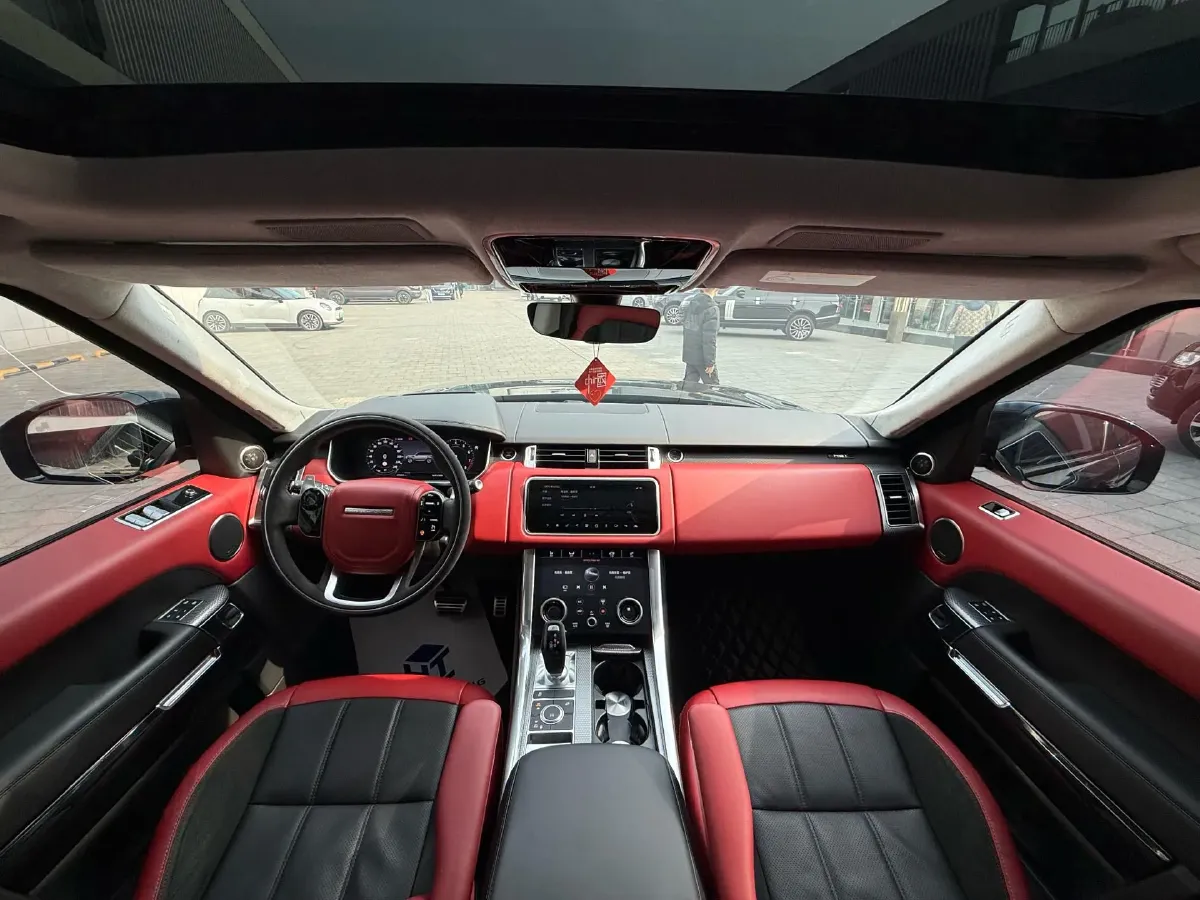 2021 Land Rover Range Rover Sport 3.0T 400HP L6 8AT,autocango,china used car exporter,china ev exporter,chinese used car exporter,chinese used ev exporter