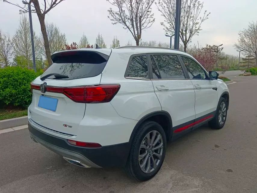 2023 ChangAn CS75 1.5T 188HP L4 7DCT,autocango,china used car exporter,china ev exporter,chinese used car exporter,chinese used ev exporter