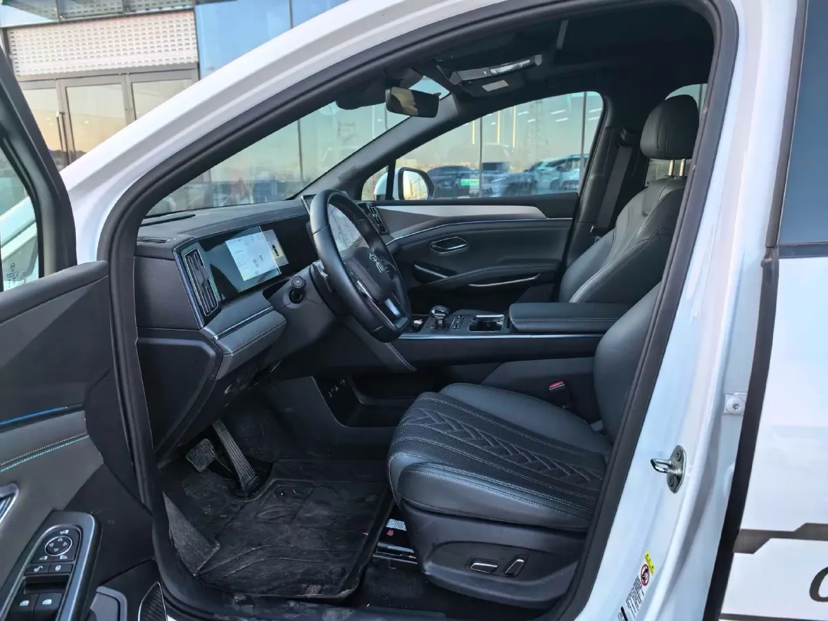 2025 BYD SongL DM-i 1.5L 101HP L4 E-CVT PHEV 26.6KWH,autocango,china used car exporter,china ev exporter,chinese used car exporter,chinese used ev exporter