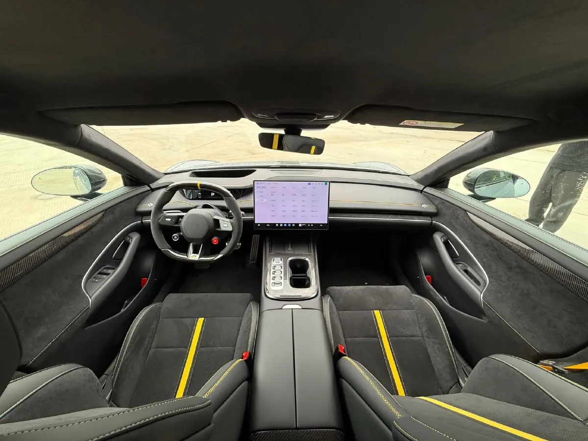 2025 MI SU7 Ultra BEV 93.7KWH,autocango,china used car exporter,china ev exporter,chinese used car exporter,chinese used ev exporter