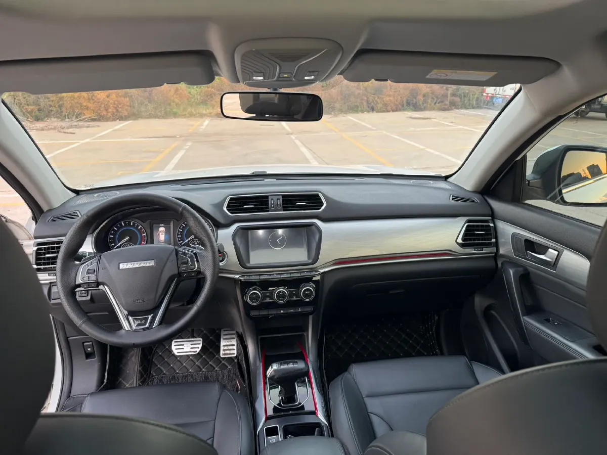 2018 Haval H2 1.5T 150HP L4 7DCT,autocango,china used car exporter,china ev exporter,chinese used car exporter,chinese used ev exporter