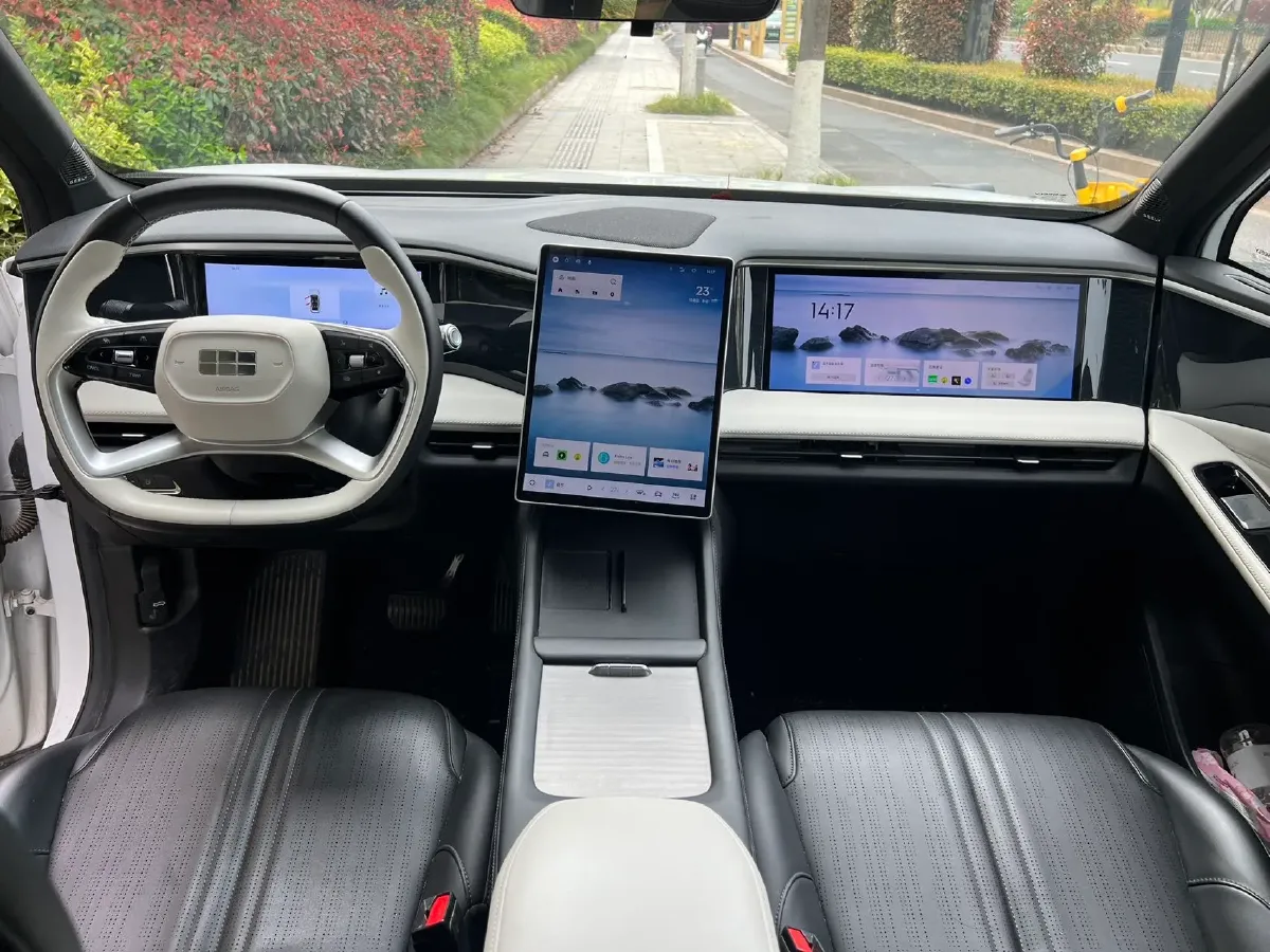 2023 Geely Galaxy L7 1.5T 163HP L4 3DHT PHEV 18.7KWH,autocango,china used car exporter,china ev exporter,chinese used car exporter,chinese used ev exporter