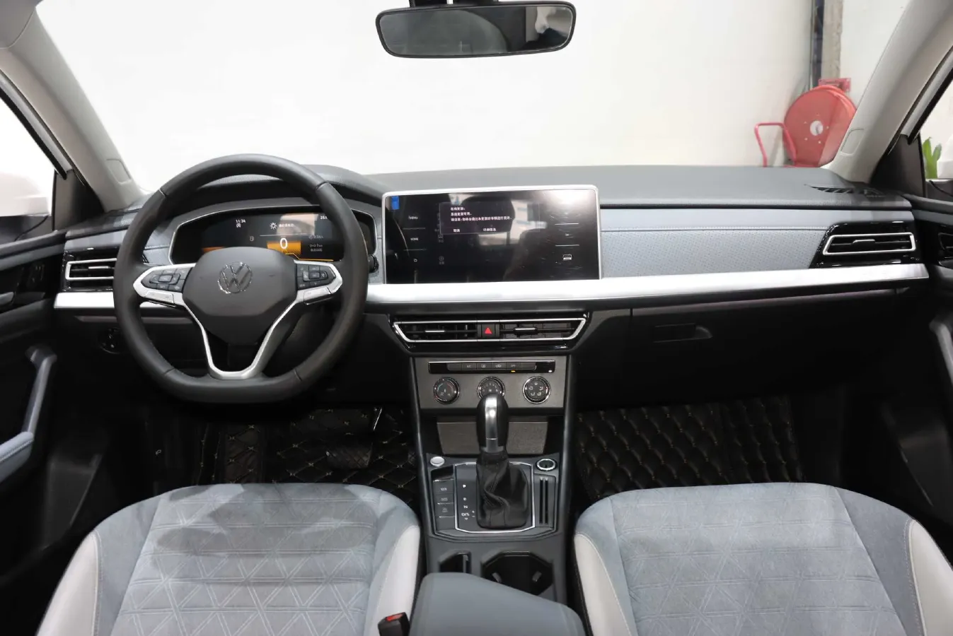 2023 Volkswagen Lavida 1.5L 113HP L4 6AT,autocango,china used car exporter,china ev exporter,chinese used car exporter,chinese used ev exporter