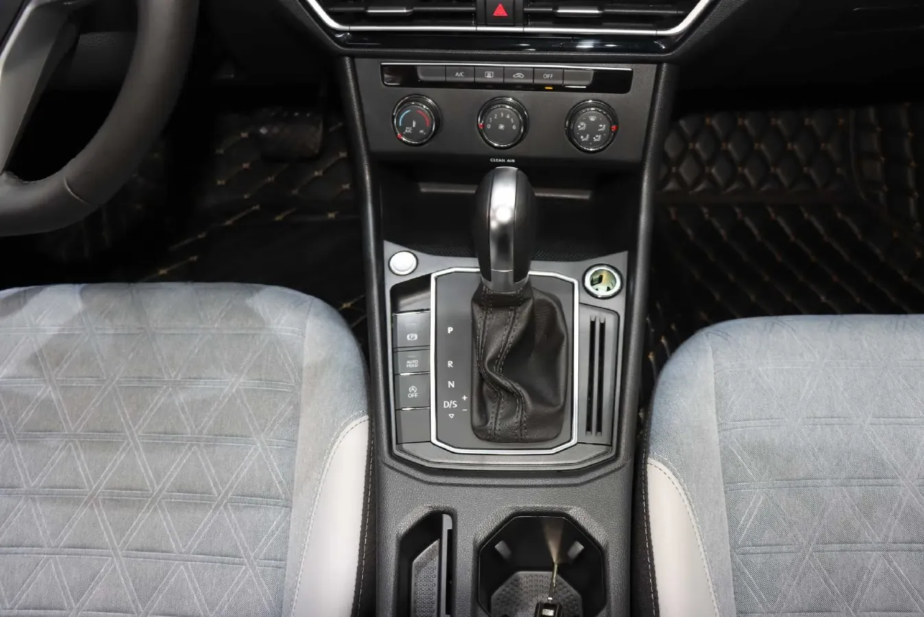 2023 Volkswagen Lavida 1.5L 113HP L4 6AT,autocango,china used car exporter,china ev exporter,chinese used car exporter,chinese used ev exporter