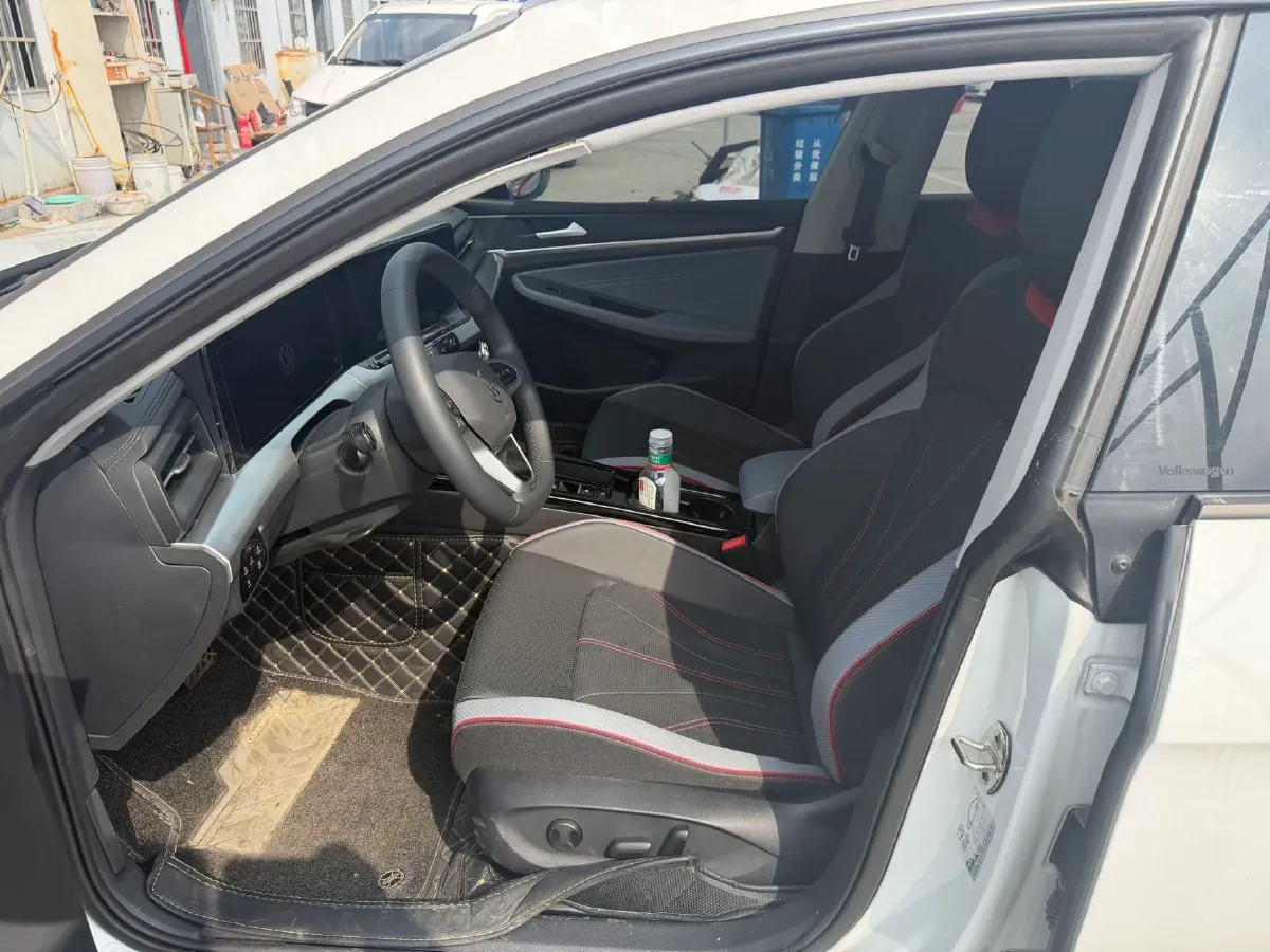 2024 Volkswagen Lamando 1.4T 150HP L4 7DCT,autocango,china used car exporter,china ev exporter,chinese used car exporter,chinese used ev exporter