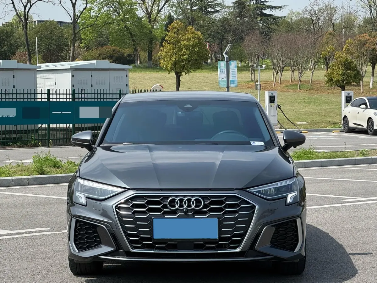 2024 Audi A3 1.4T 150HP L4 7DCT,autocango,china used car exporter,china ev exporter,chinese used car exporter,chinese used ev exporter
