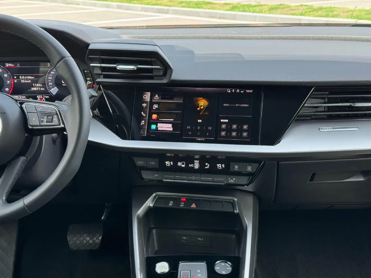 2024 Audi A3 1.4T 150HP L4 7DCT,autocango,china used car exporter,china ev exporter,chinese used car exporter,chinese used ev exporter