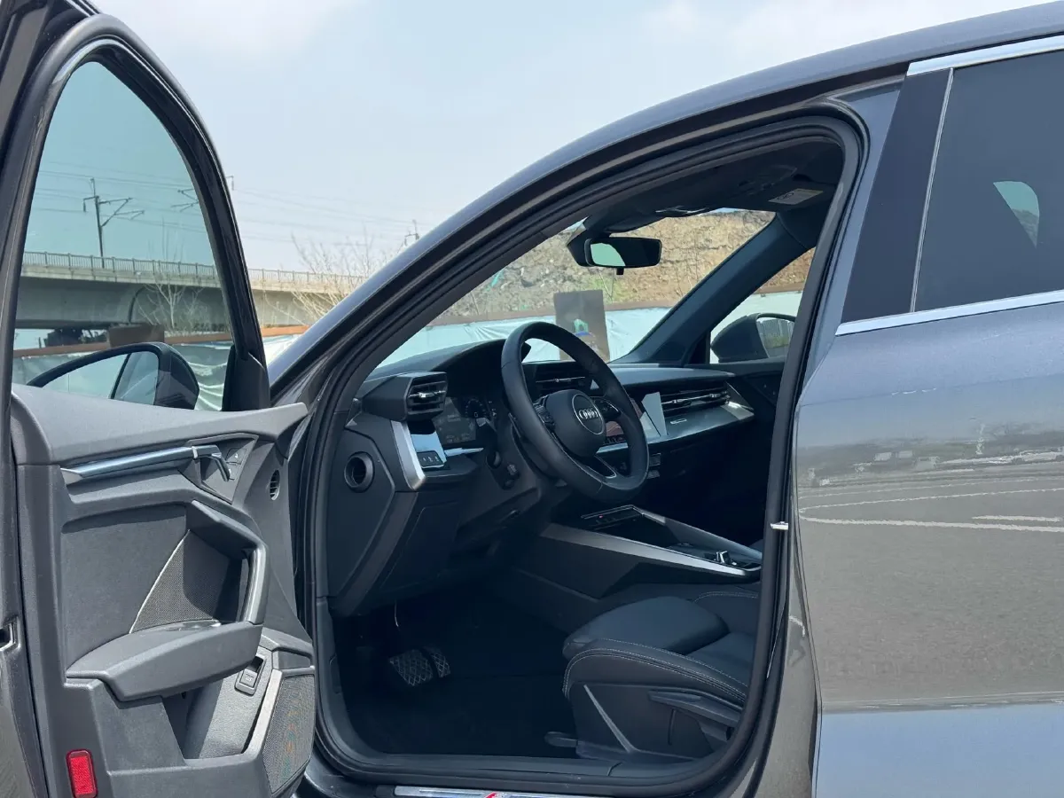 2024 Audi A3 1.4T 150HP L4 7DCT,autocango,china used car exporter,china ev exporter,chinese used car exporter,chinese used ev exporter