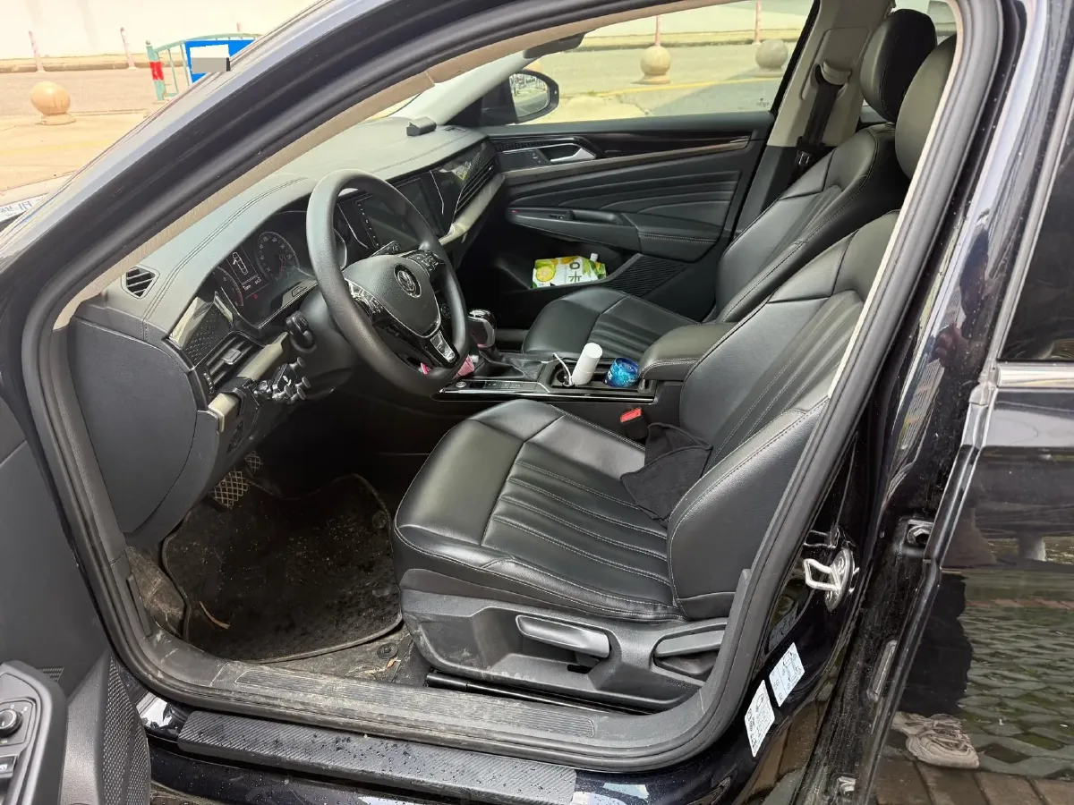 2019 Chevrolet Equinox 1.5T 180HP L4 6AT,autocango,china used car exporter,china ev exporter,chinese used car exporter,chinese used ev exporter