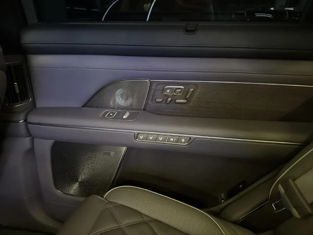 2026 NIO ES8 BEV,autocango,china used car exporter,china ev exporter,chinese used car exporter,chinese used ev exporter