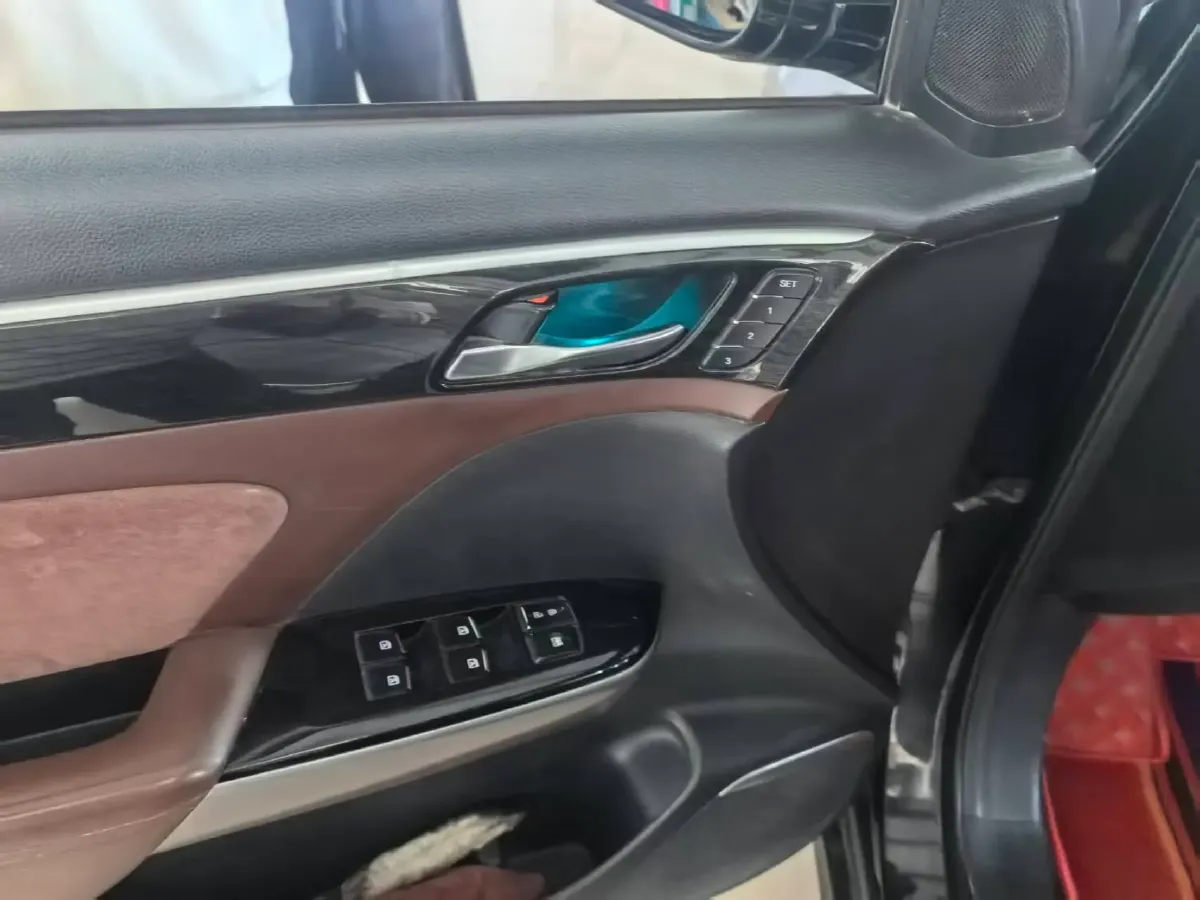 2017 GAC Trumpchi GS8 2.0T 201HP L4 6AT,autocango,china used car exporter,china ev exporter,chinese used car exporter,chinese used ev exporter