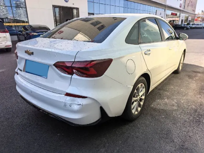 2023 Chevrolet Monza 1.5L 113HP L4 6DCT,autocango,china used car exporter,china ev exporter,chinese used car exporter,chinese used ev exporter