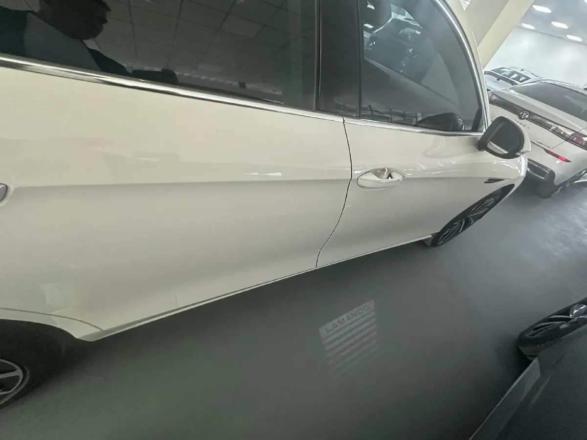 2022 Skoda Superb 2.0T 186HP L4 7DCT,autocango,china used car exporter,china ev exporter,chinese used car exporter,chinese used ev exporter