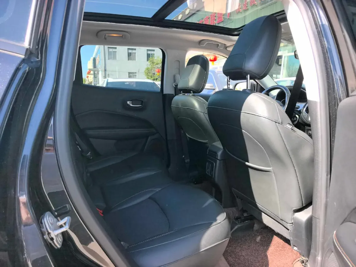 2017 Jeep Compass 1.4T 165HP L4 7DCT,autocango,china used car exporter,china ev exporter,chinese used car exporter,chinese used ev exporter
