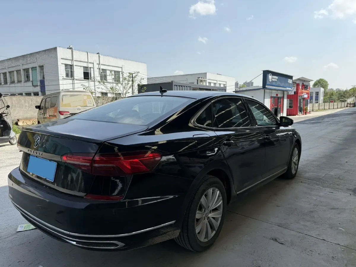 2020 Volkswagen Passat 2.0T 186HP L4 7DCT,autocango,china used car exporter,china ev exporter,chinese used car exporter,chinese used ev exporter