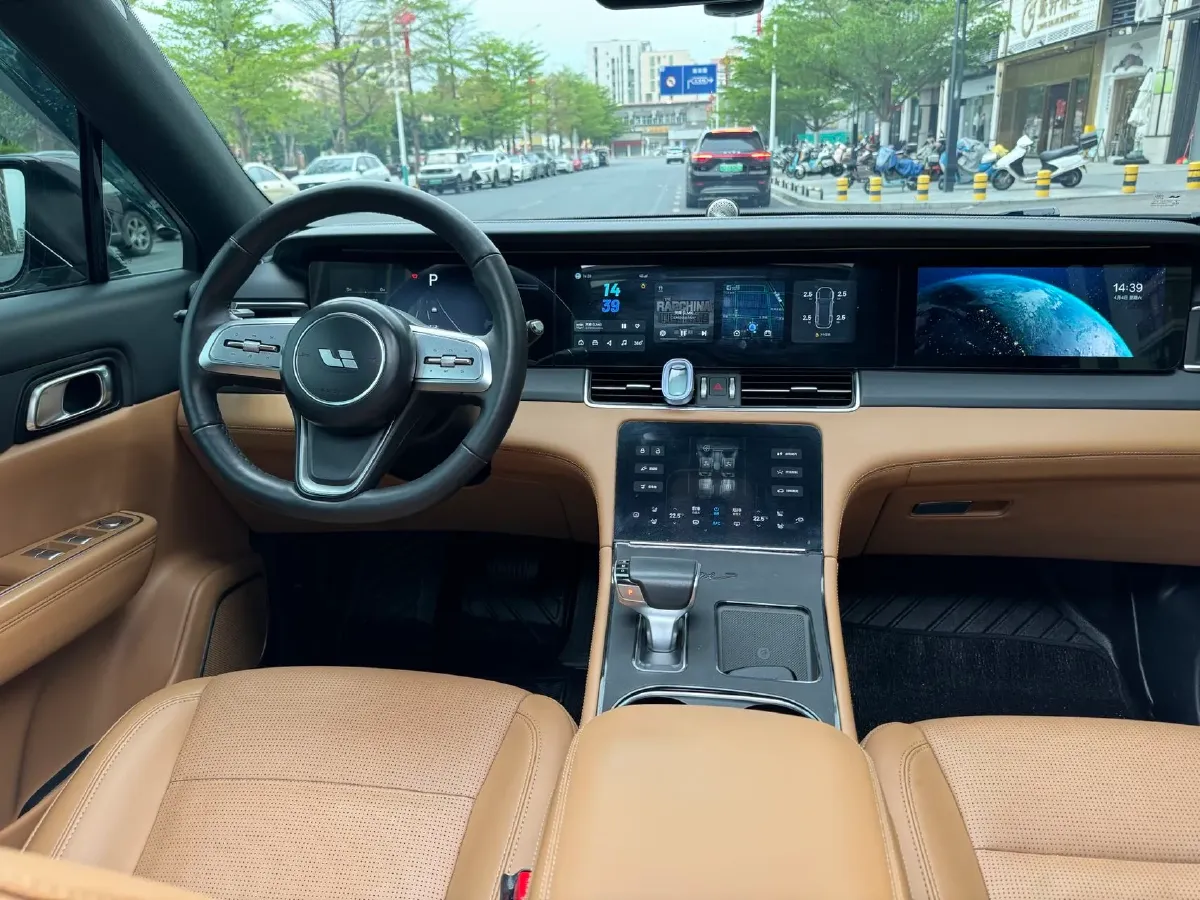 2021 Li ONE Range Extended 131HP REEV 40.5KWH,autocango,china used car exporter,china ev exporter,chinese used car exporter,chinese used ev exporter
