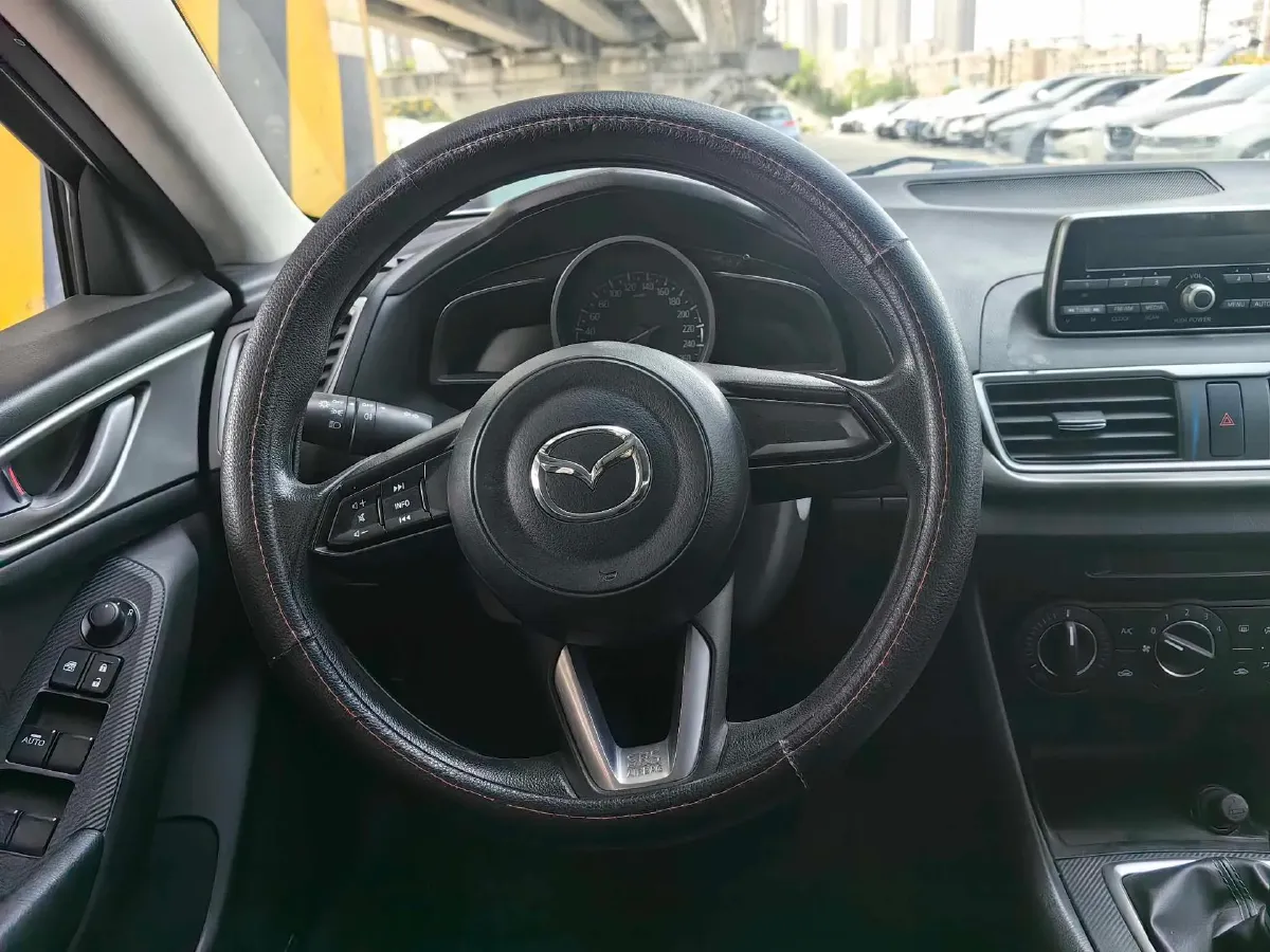 2017 Mazda 3 Axela 1.5L 117HP L4 6MT,autocango,china used car exporter,china ev exporter,chinese used car exporter,chinese used ev exporter