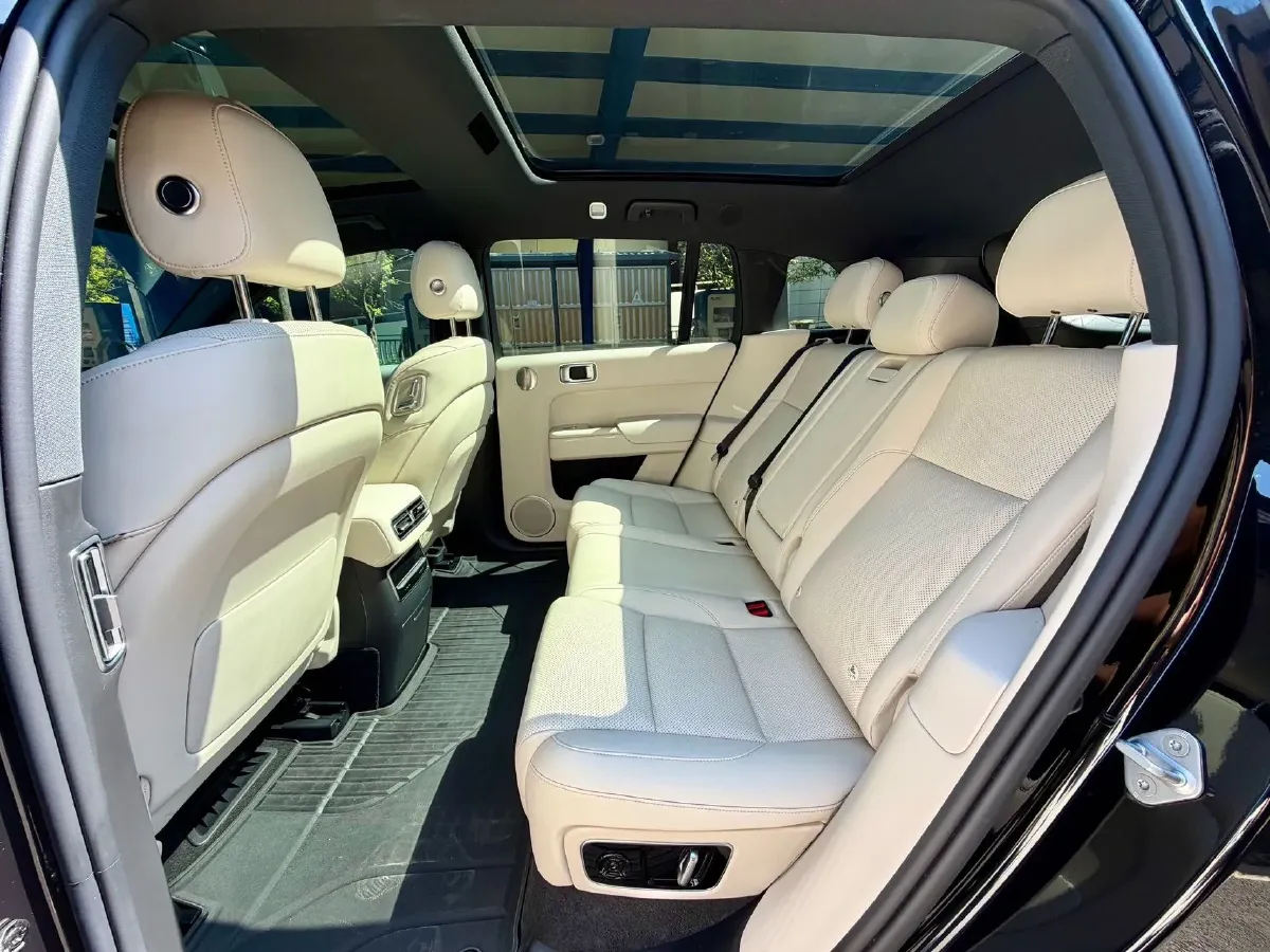 2023 Hyundai Palisade 3.5L 272HP V6 8AT,autocango,china used car exporter,china ev exporter,chinese used car exporter,chinese used ev exporter