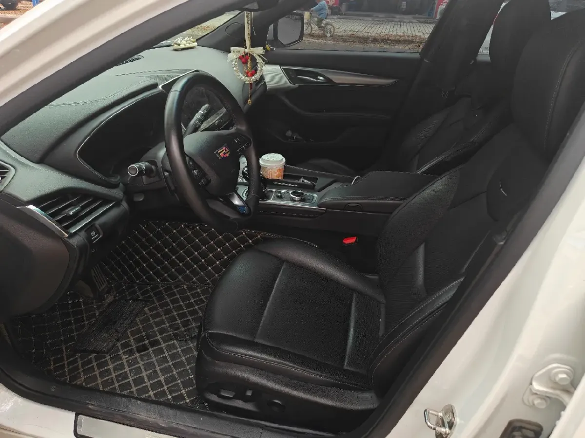 2023 Cadillac CT5 2.0T 237HP L4 10AT,autocango,china used car exporter,china ev exporter,chinese used car exporter,chinese used ev exporter