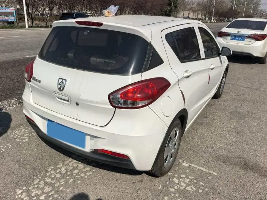 2016 BaoJun 310 1.2L 82HP L4 5MT,autocango,china used car exporter,china ev exporter,chinese used car exporter,chinese used ev exporter