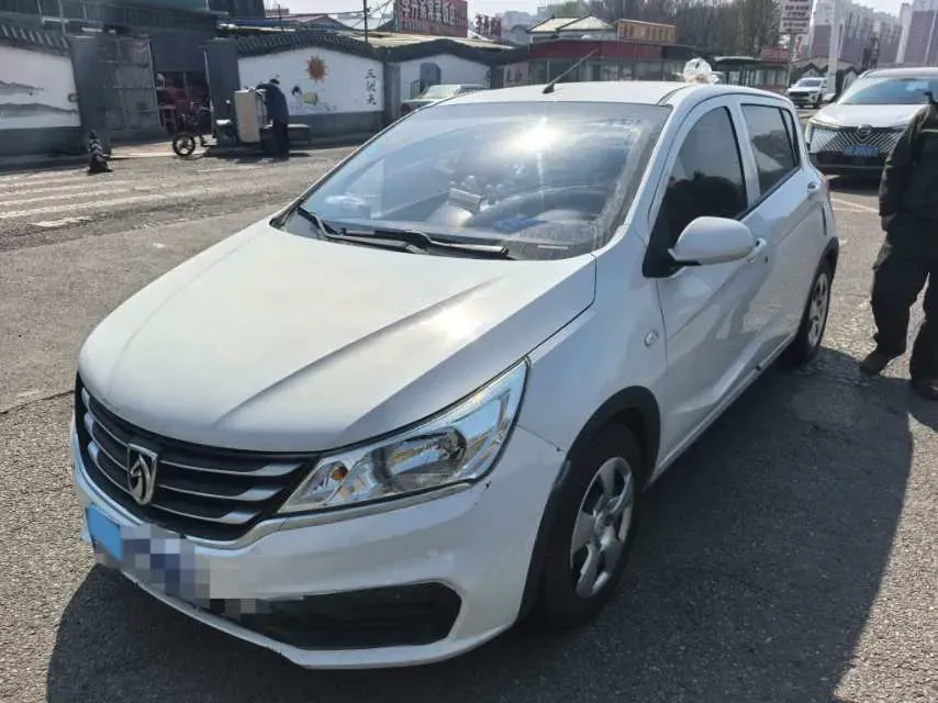 2016 BaoJun 310 1.2L 82HP L4 5MT,autocango,china used car exporter,china ev exporter,chinese used car exporter,chinese used ev exporter