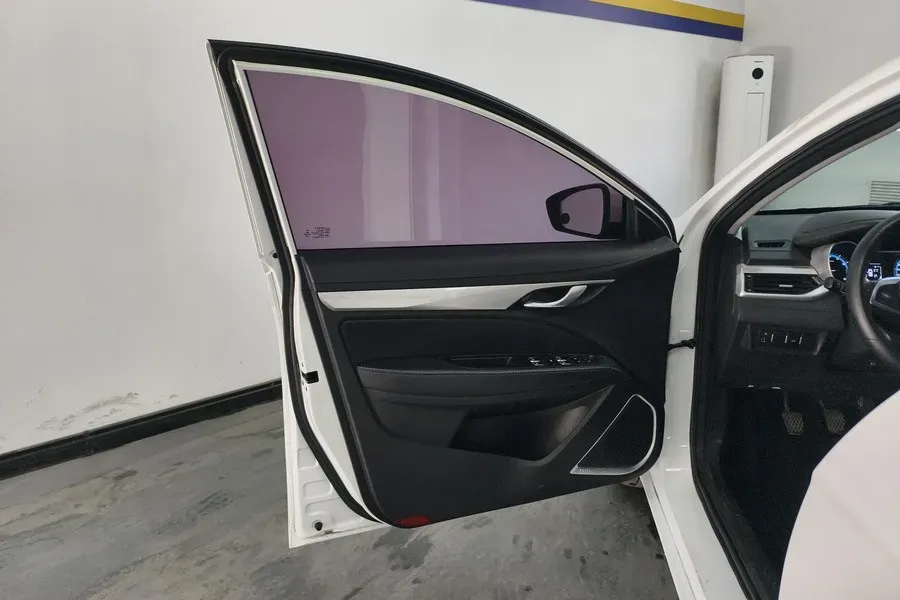 2020 Geely Emgrand 1.5L 109HP L4 5MT,autocango,china used car exporter,china ev exporter,chinese used car exporter,chinese used ev exporter