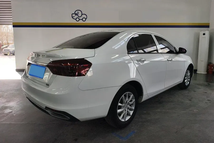 2020 Geely Emgrand 1.5L 109HP L4 5MT,autocango,china used car exporter,china ev exporter,chinese used car exporter,chinese used ev exporter