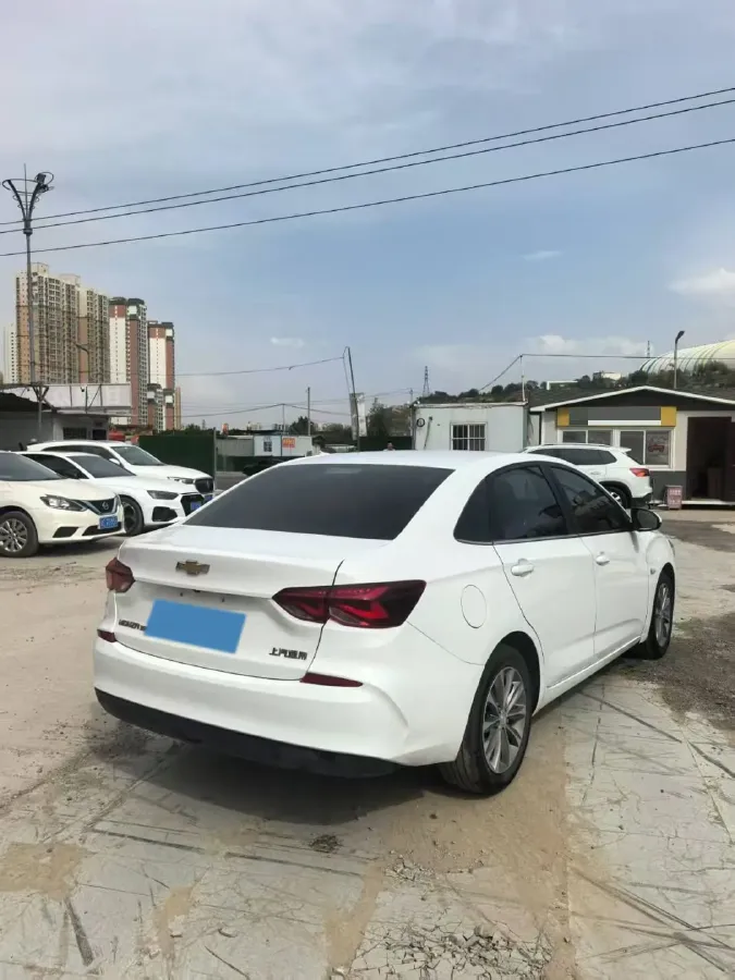 2022 Chevrolet Monza 1.5L 113HP L4 6AT,autocango,china used car exporter,china ev exporter,chinese used car exporter,chinese used ev exporter