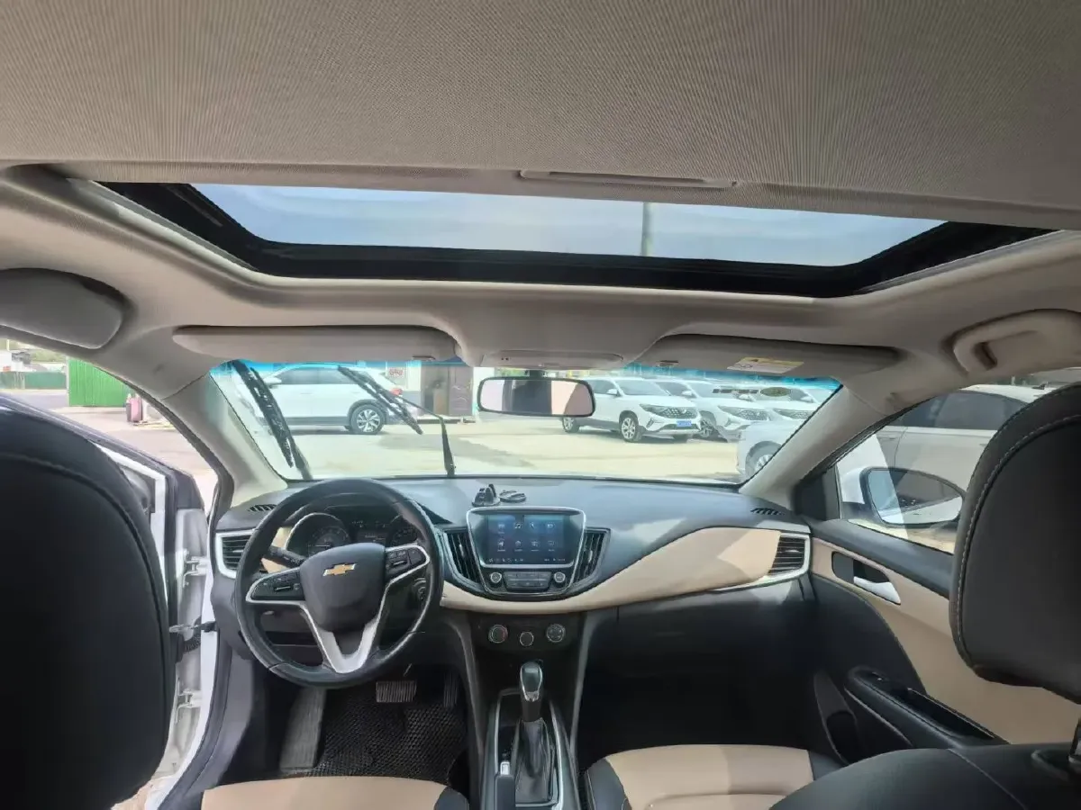 2022 Chevrolet Monza 1.5L 113HP L4 6AT,autocango,china used car exporter,china ev exporter,chinese used car exporter,chinese used ev exporter