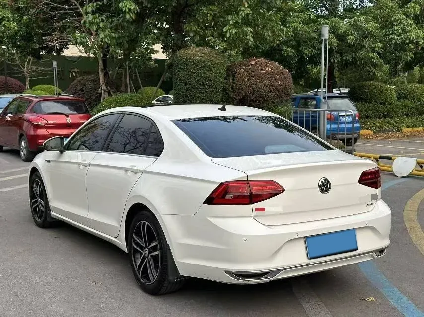 2019 Volkswagen Tayron 2.0T 186HP L4 7DCT,autocango,china used car exporter,china ev exporter,chinese used car exporter,chinese used ev exporter