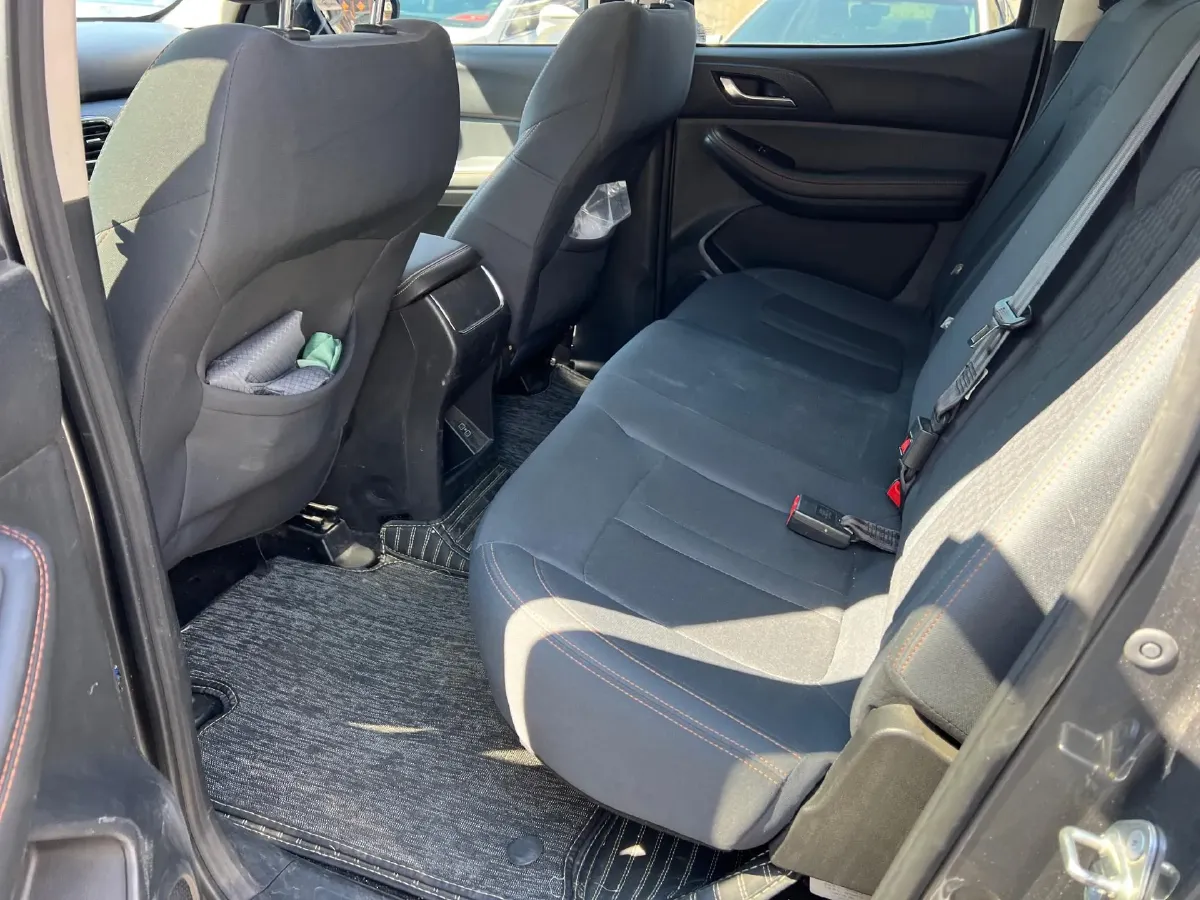 2023 BAW Calorie 2.0L 144HP L4 8AT,autocango,china used car exporter,china ev exporter,chinese used car exporter,chinese used ev exporter