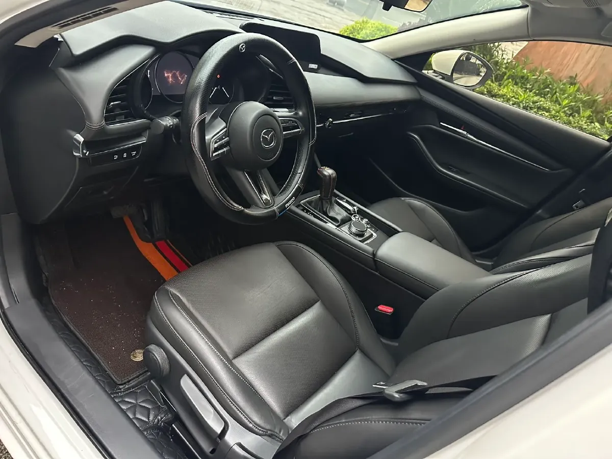 2021 Mazda 3 Axela 2.0L 158HP L4 6AT,autocango,china used car exporter,china ev exporter,chinese used car exporter,chinese used ev exporter