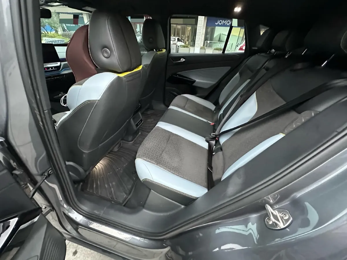 2022 Subaru Forester 2.0L 154HP H4 CVT,autocango,china used car exporter,china ev exporter,chinese used car exporter,chinese used ev exporter