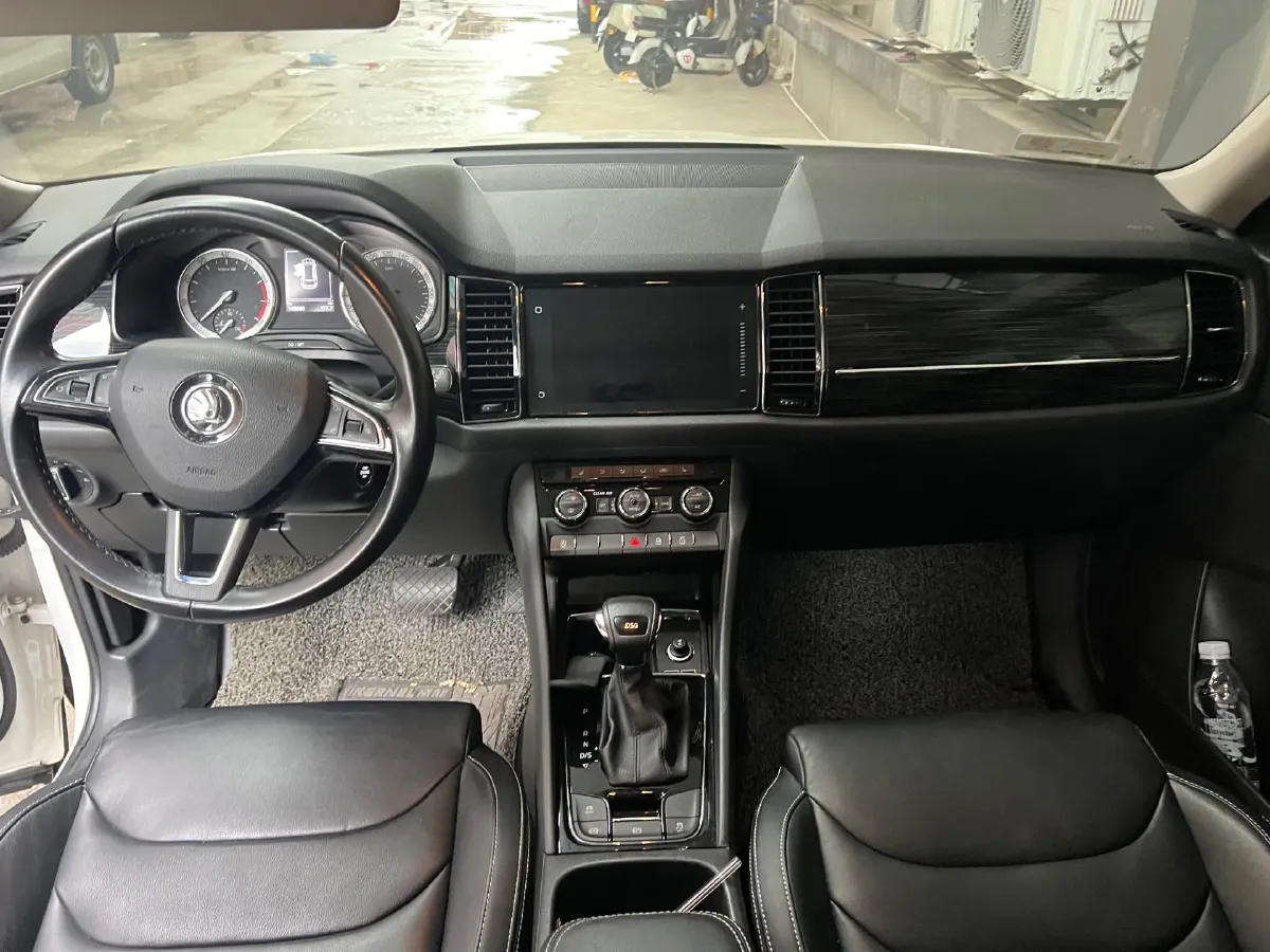 2018 Skoda Kodiak 2.0T 186HP L4 7DCT,autocango,china used car exporter,china ev exporter,chinese used car exporter,chinese used ev exporter