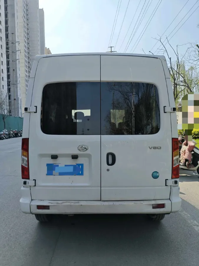 2021 MAXUS XinTu V80 2.0T 139HP L4 6MT,autocango,china used car exporter,china ev exporter,chinese used car exporter,chinese used ev exporter