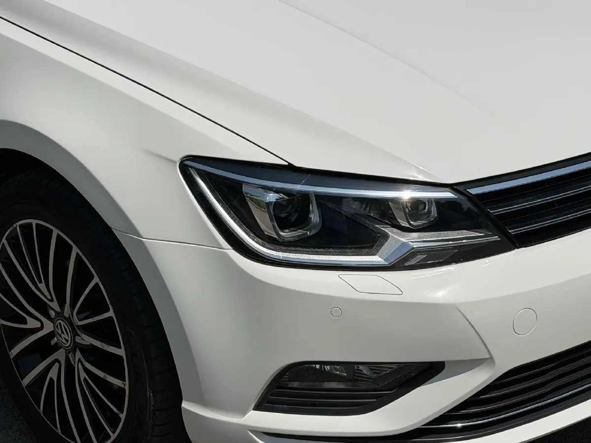 2018 Volkswagen Lamando 1.8T 180HP L4 7DCT,autocango,china used car exporter,china ev exporter,chinese used car exporter,chinese used ev exporter