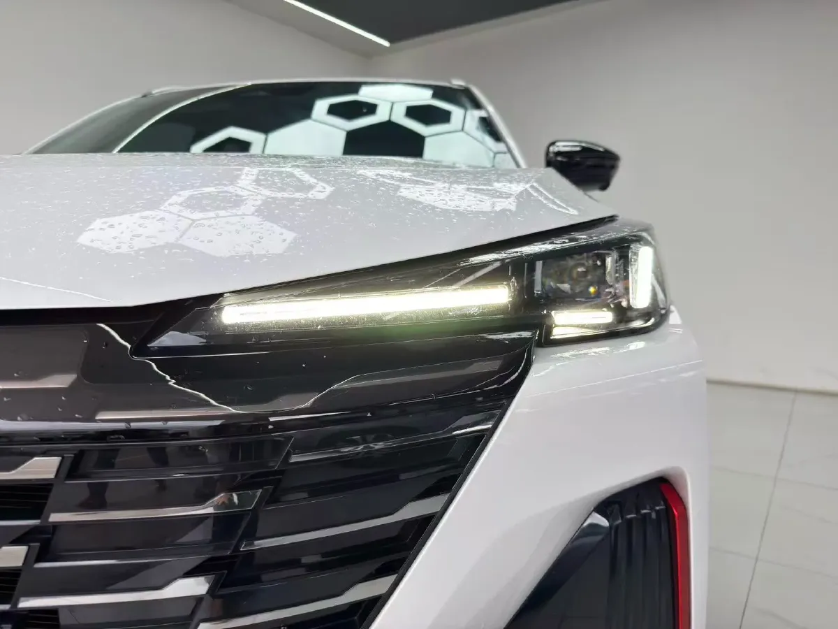 2022 ChangAn CS55 Plus 1.5T 188HP L4 7DCT,autocango,china used car exporter,china ev exporter,chinese used car exporter,chinese used ev exporter