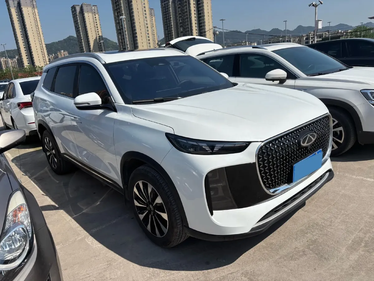 2023 Chery Tiggo 8 Plus 1.6T 197HP L4 7DCT,autocango,china used car exporter,china ev exporter,chinese used car exporter,chinese used ev exporter