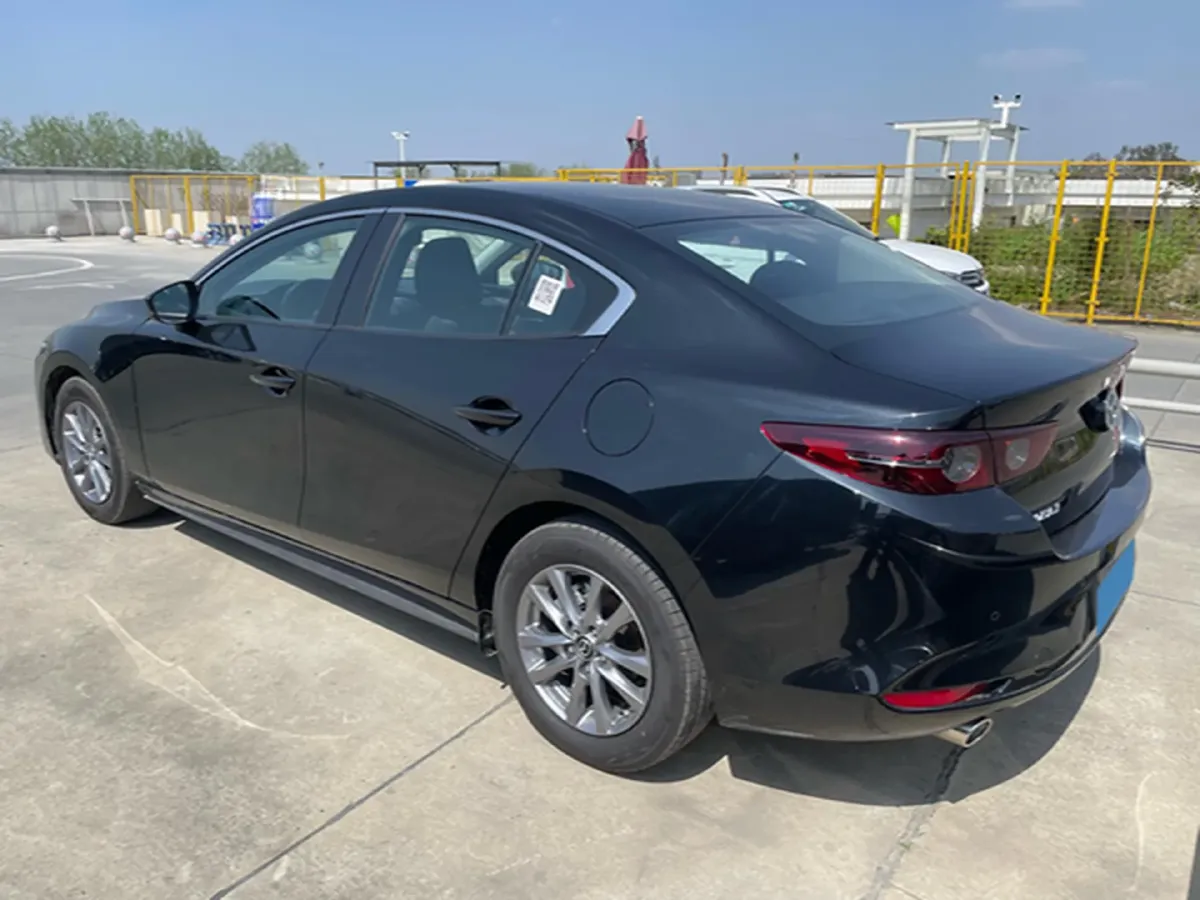 2023 Mazda 3 Axela 1.5L 117HP L4 6MT,autocango,china used car exporter,china ev exporter,chinese used car exporter,chinese used ev exporter