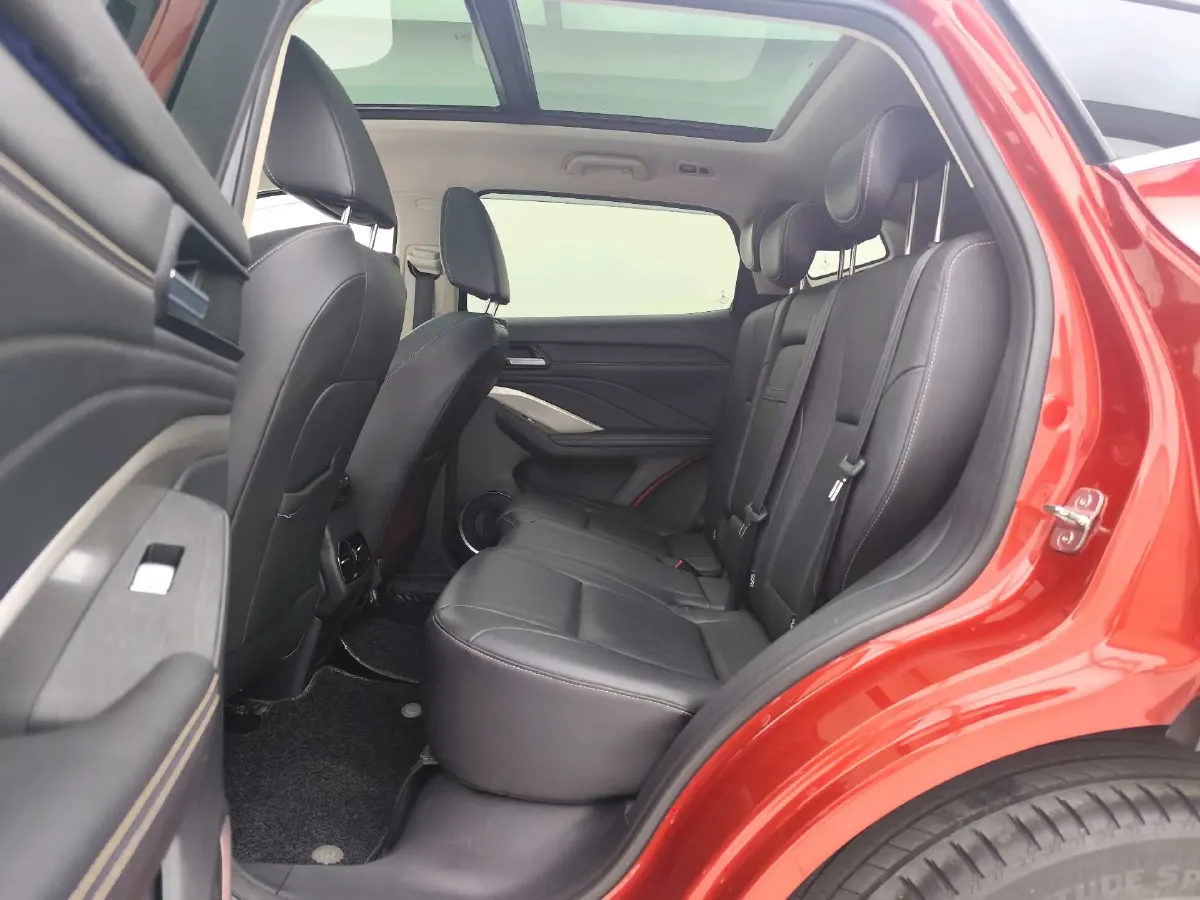 2018 WEY VV6 2.0T 197HP L4 7DCT,autocango,china used car exporter,china ev exporter,chinese used car exporter,chinese used ev exporter