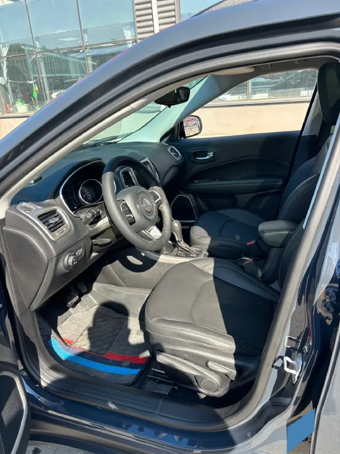 2017 Jeep Compass 1.4T 165HP L4 7DCT,autocango,china used car exporter,china ev exporter,chinese used car exporter,chinese used ev exporter