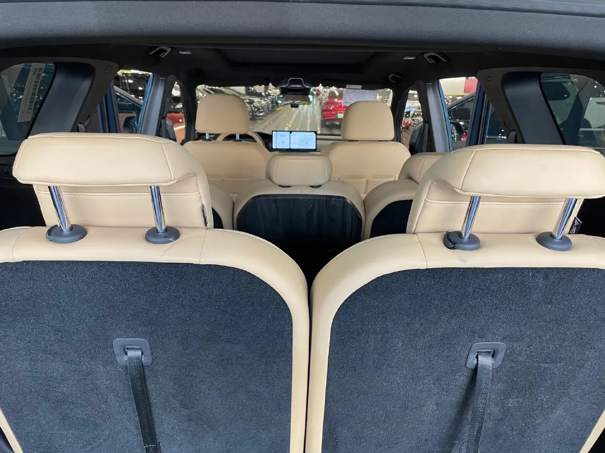 2023 Geely Okavango L 2.0T 218HP L4 7DCT,autocango,china used car exporter,china ev exporter,chinese used car exporter,chinese used ev exporter