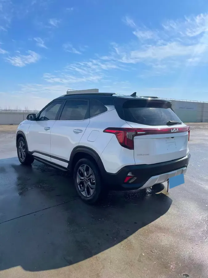 2023 Kia Seltos 1.5L 115HP L4 CVT,autocango,china used car exporter,china ev exporter,chinese used car exporter,chinese used ev exporter