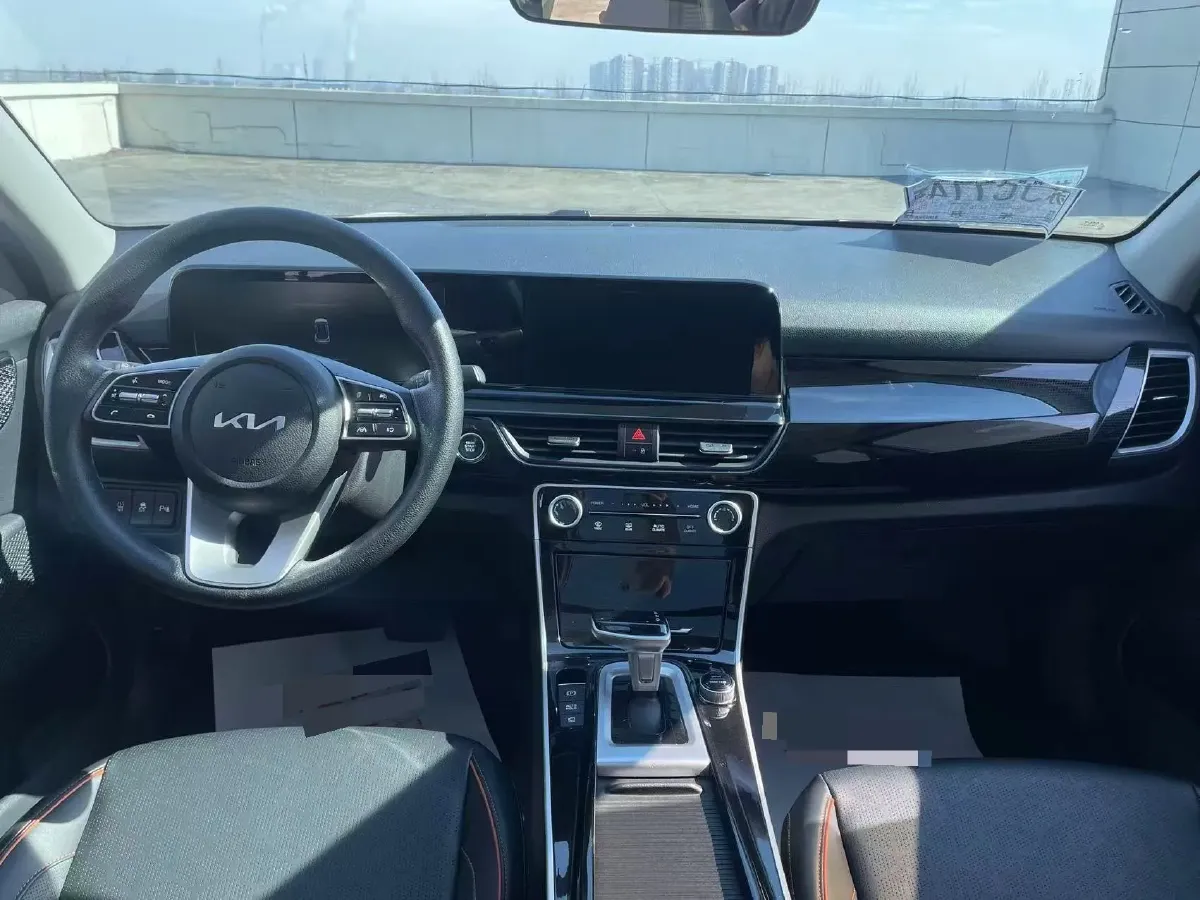 2023 Kia Seltos 1.5L 115HP L4 CVT,autocango,china used car exporter,china ev exporter,chinese used car exporter,chinese used ev exporter