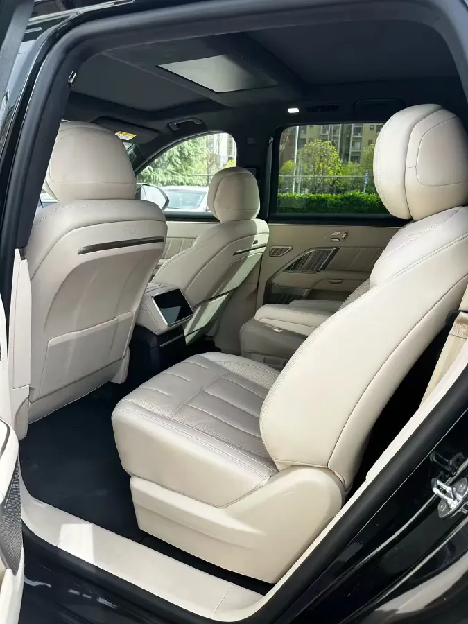 2025 ONVO L90 BEV,autocango,china used car exporter,china ev exporter,chinese used car exporter,chinese used ev exporter