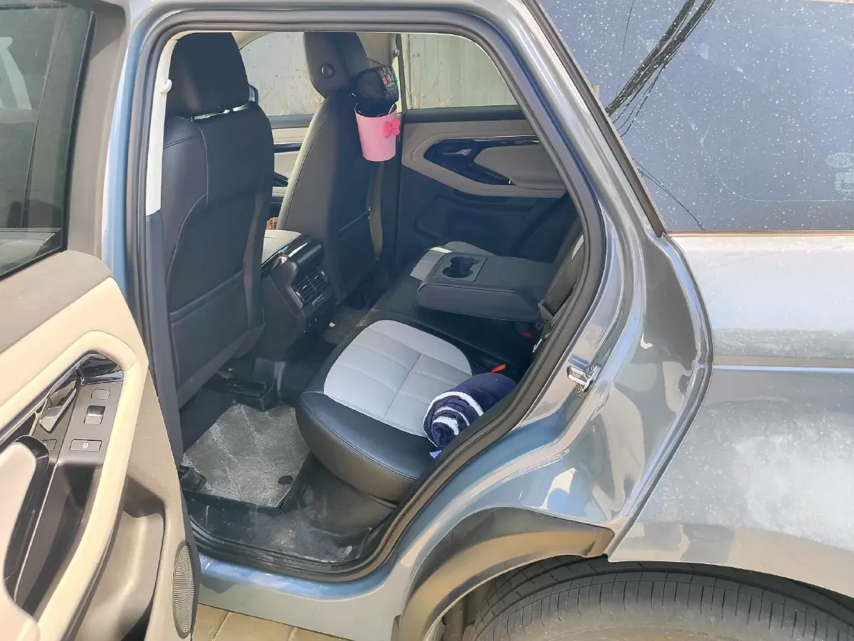 2020 Land Rover Range Rover Evoque 2.0T 249HP L4 9AT,autocango,china used car exporter,china ev exporter,chinese used car exporter,chinese used ev exporter