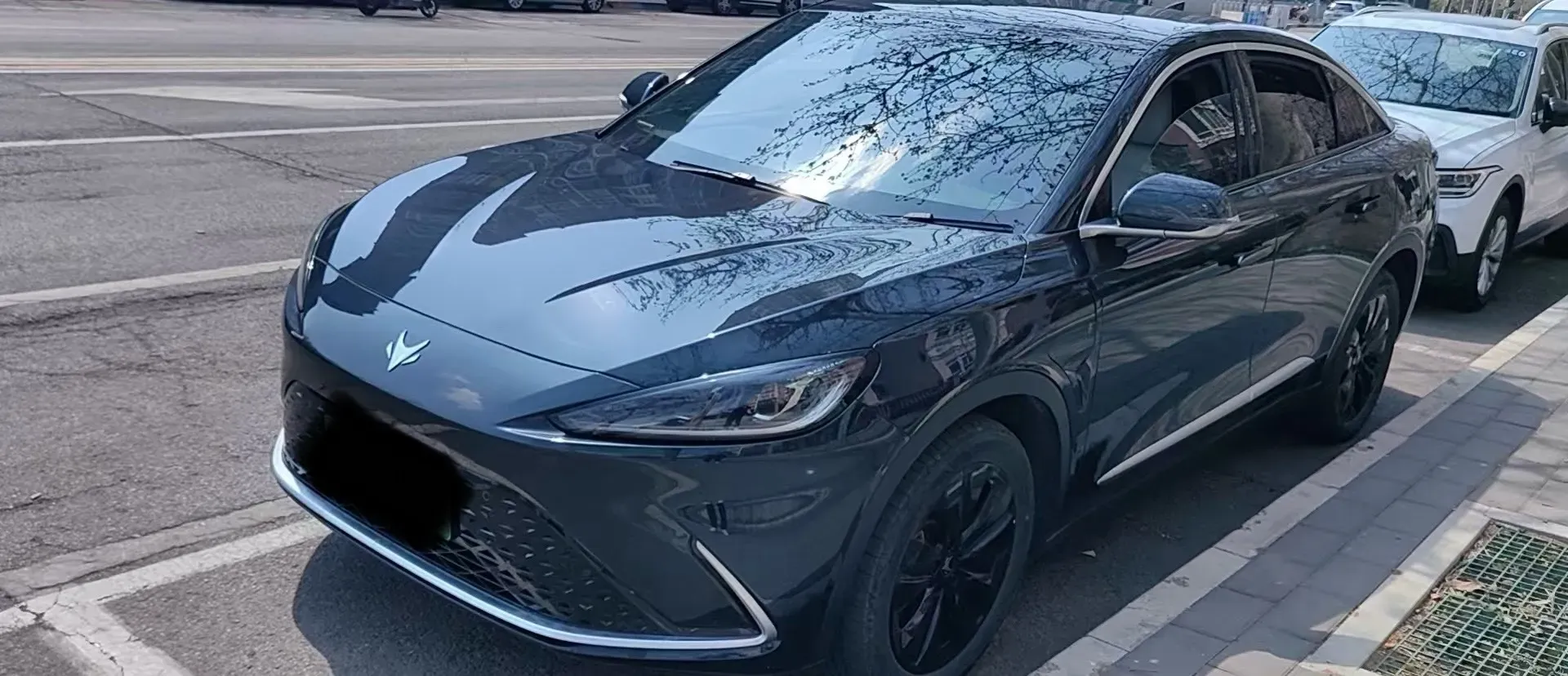 2023 ARCFOX αS BEV 65.6KWH,autocango,china used car exporter,china ev exporter,chinese used car exporter,chinese used ev exporter