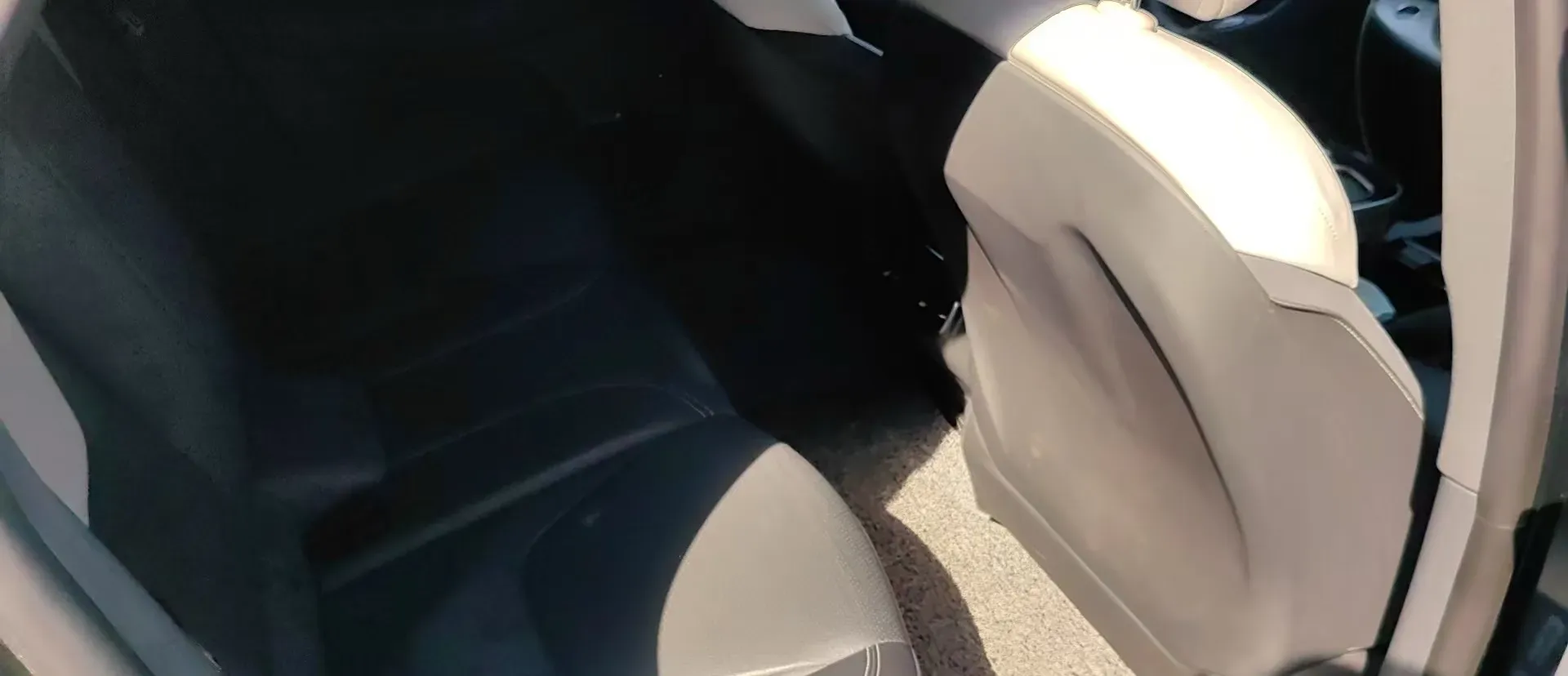 2023 ARCFOX αS BEV 65.6KWH,autocango,china used car exporter,china ev exporter,chinese used car exporter,chinese used ev exporter