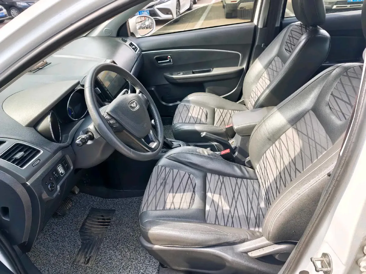 2018 KaiYi E3 1.5L 109HP L4 4AT,autocango,china used car exporter,china ev exporter,chinese used car exporter,chinese used ev exporter