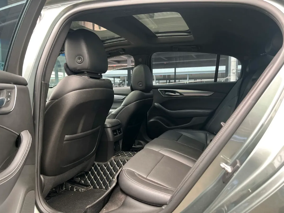 2022 Cadillac CT5 2.0T 237HP L4 10AT,autocango,china used car exporter,china ev exporter,chinese used car exporter,chinese used ev exporter